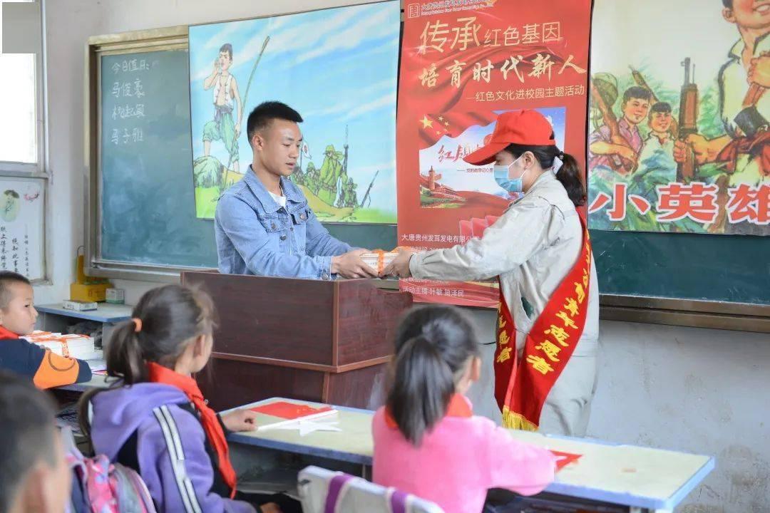 不到一年连续斩获数项大奖,猛士917到底做对了什么?